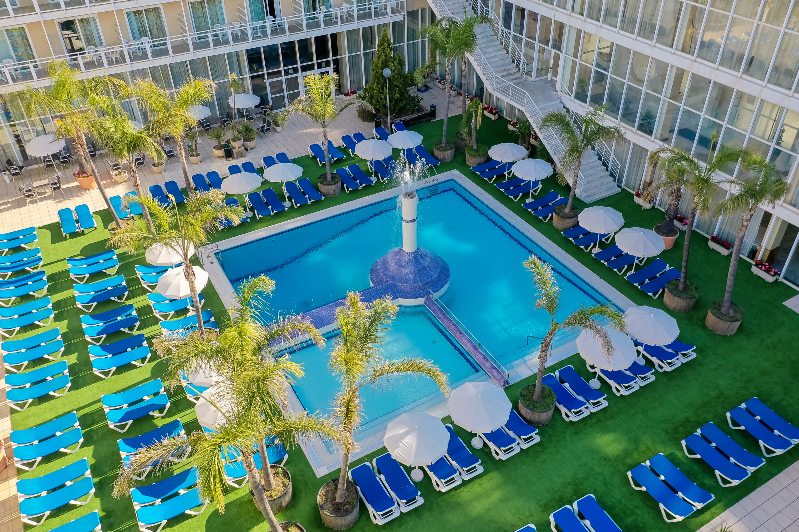 top-view---pool-and-terrace---htop---platja_park_52630568716_o